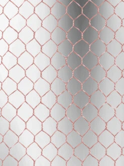 'Evelyn's Chicken Wire' Shiny Silver Wallpaper By Sarah Jessica Parker - Bleecker Blush On Mirror 7 'Evelyn's Chicken Wire' Shiny Silver Wallpaper By Sarah Jessica Parker - Bleecker Blush On Mirror -Wallpaper Store EvelynChickenWireonSilver DustyPink Detail