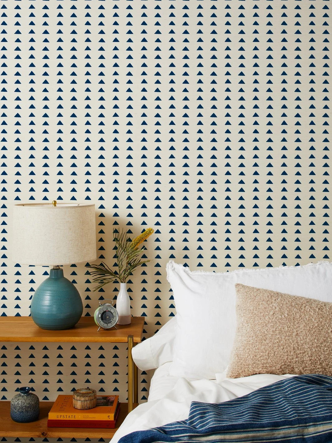 'Triangles' Grasscloth By Nathan Turner - Navy